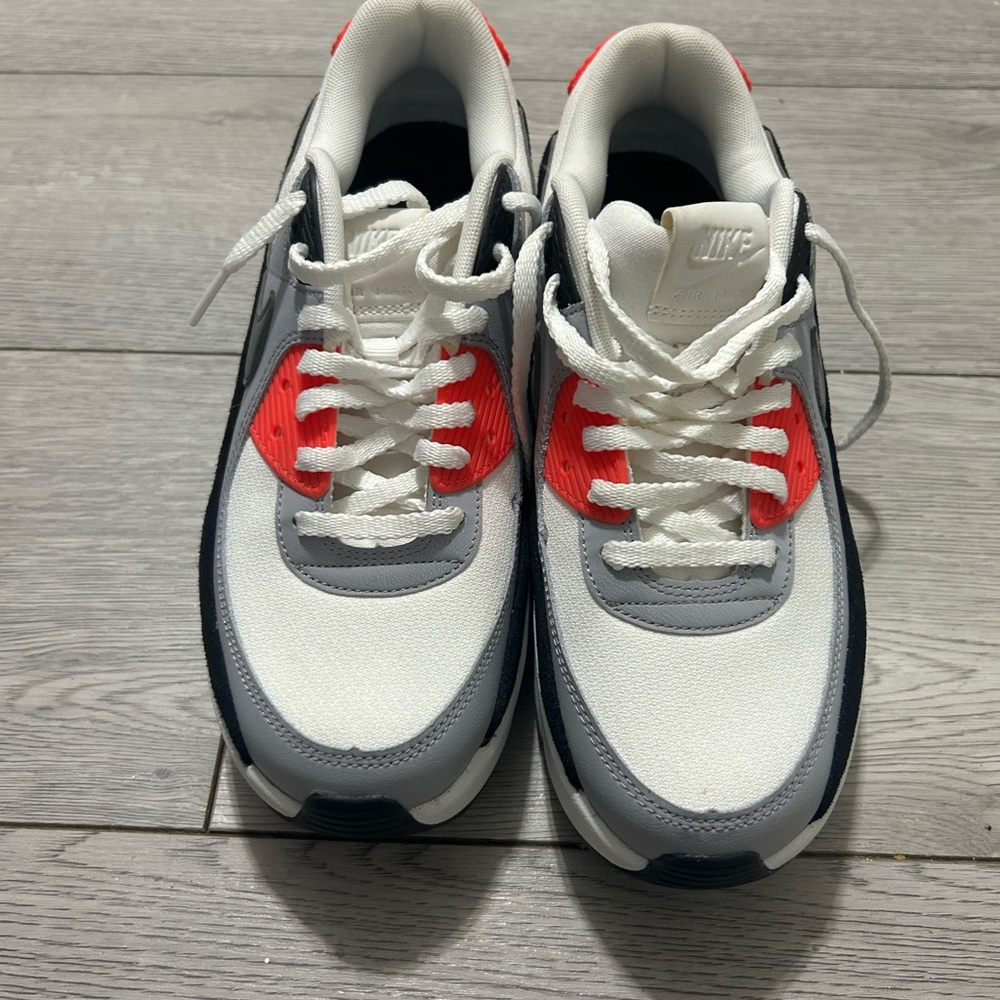 Nike White Gray Navy Sneakers with Red Eyelet Accents